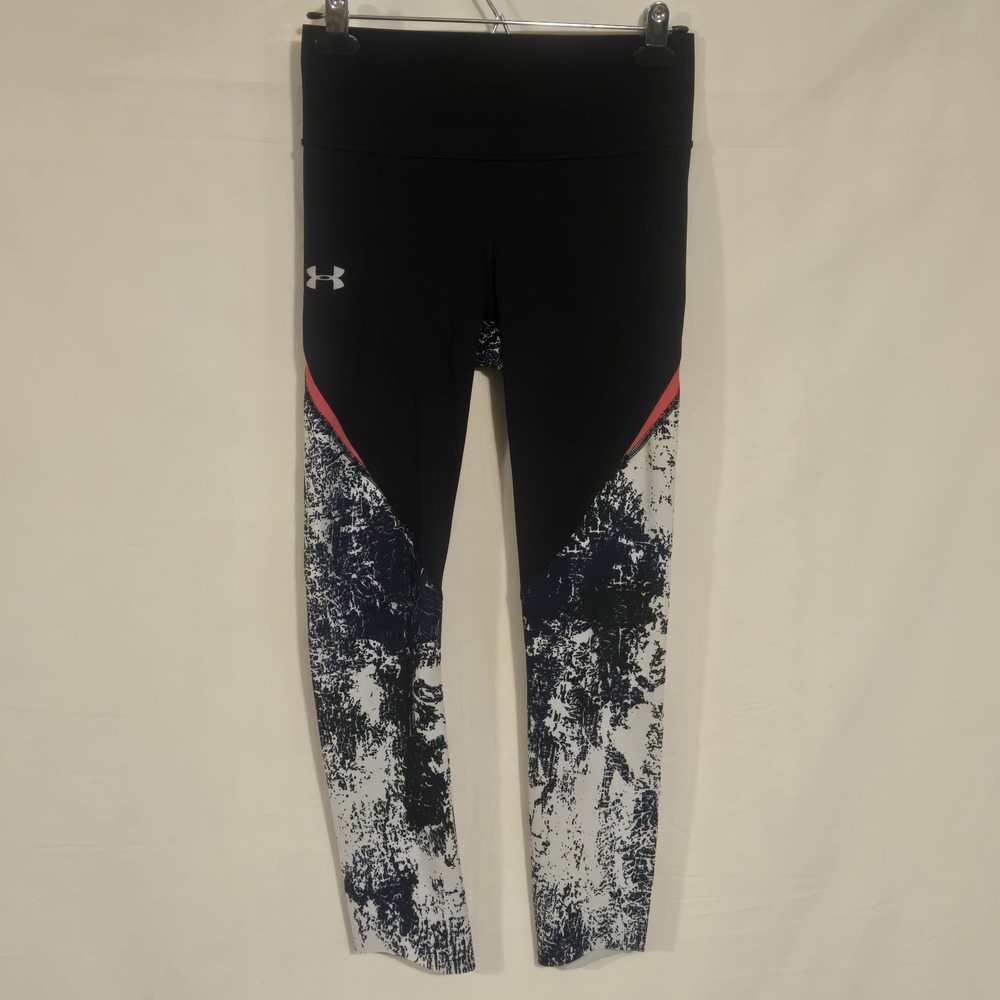 Under Armour Women's XS Run True Printed Crop Leggings Black /Reflective
